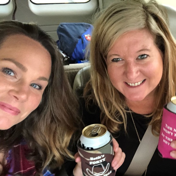 Meet your Posher, Elizabeth - Picture 5 of 6